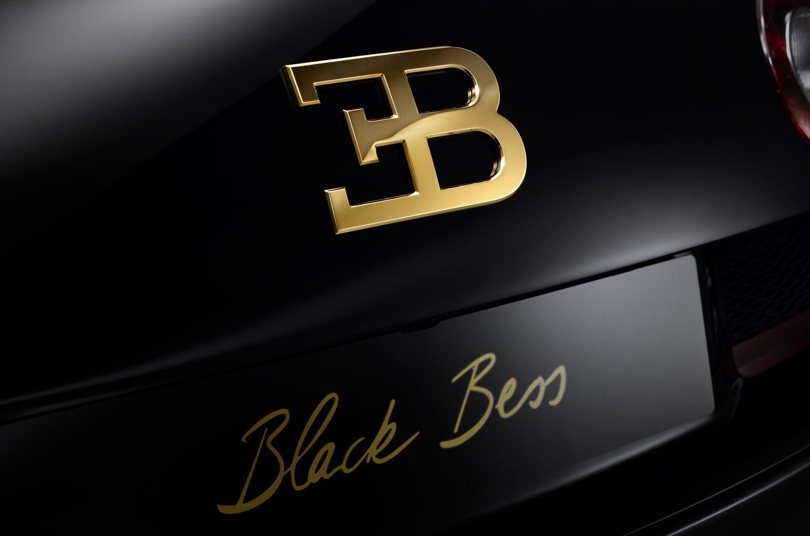 4個車標帶"B"的車企，來頭全都很大，遇到較后兩個躲遠點