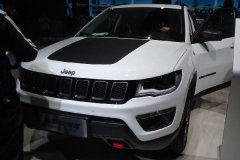 SUV ܇(ch)@(g)(bio)־(gu)܊(du)Խ