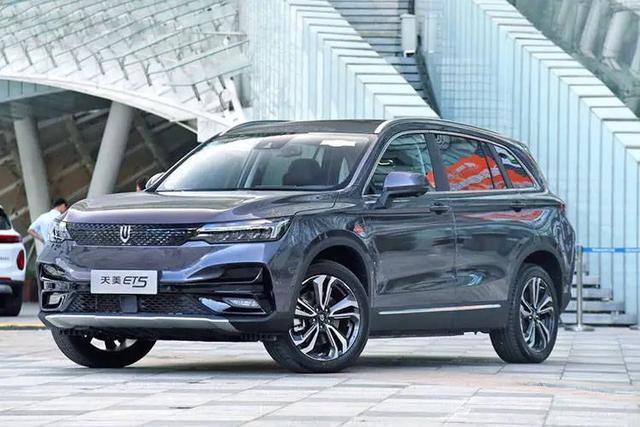 創(chuàng)維也來造車了？首款SUV車型已亮相，三叉戟車標(biāo)有點(diǎn)意思