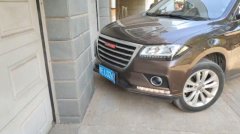 開(kāi)車(chē)上路如何判斷距離(開(kāi)車(chē)上路如何掌握左右距離)
